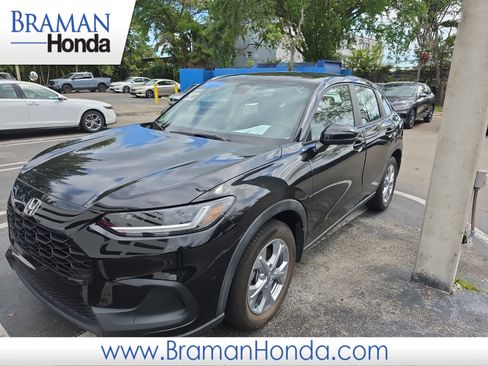 Certified 2023 Honda HR-V LX image 1