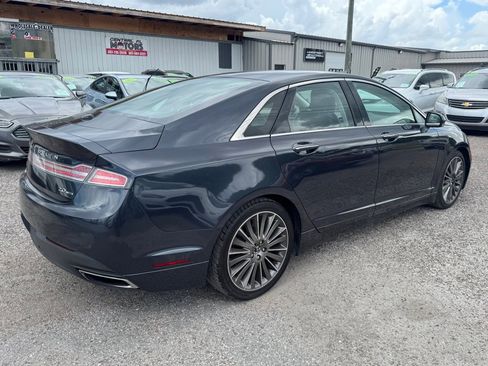 Used 2014 Lincoln MKZ FWD image 5