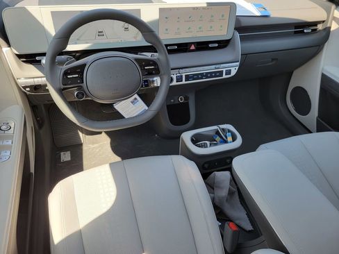 New 2024 Hyundai Ioniq 5 Limited image 32