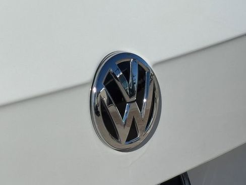 Used 2019 Volkswagen Tiguan S w/ Driver Assistance Package image 12