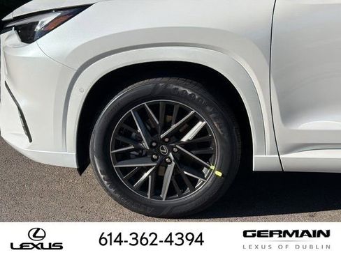 New 2026 Lexus TX 500h AWD image 12