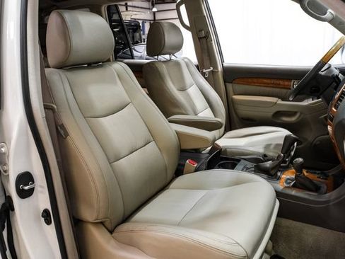 Used 2004 Lexus GX 470 AWD/4WD image 38