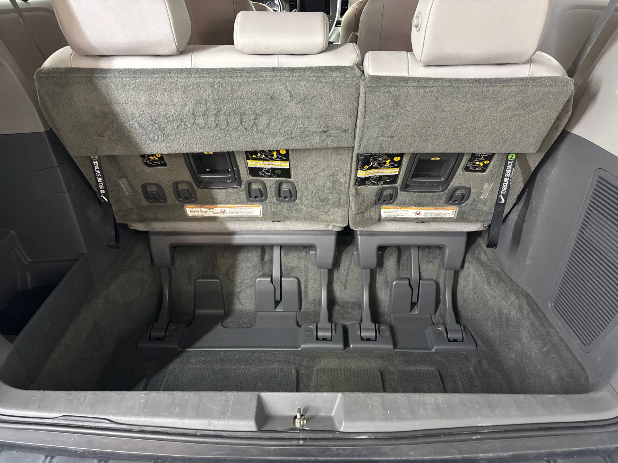 Used 2015 Toyota Sienna XLE w/ XLE Navigation Package AWD/4WD image 16
