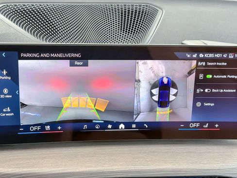 New 2026 BMW i4 eDrive40 w/ Premium Package RWD image 19