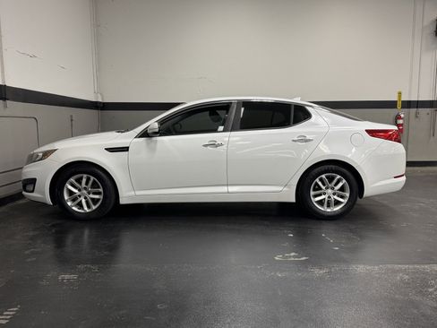 Used 2013 Kia Optima LX w/ Convenience Plus Pkg image 9