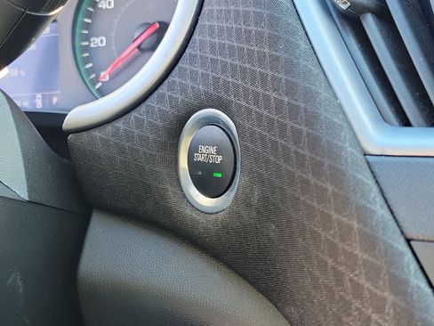 Used 2024 Chevrolet Malibu LT image 28