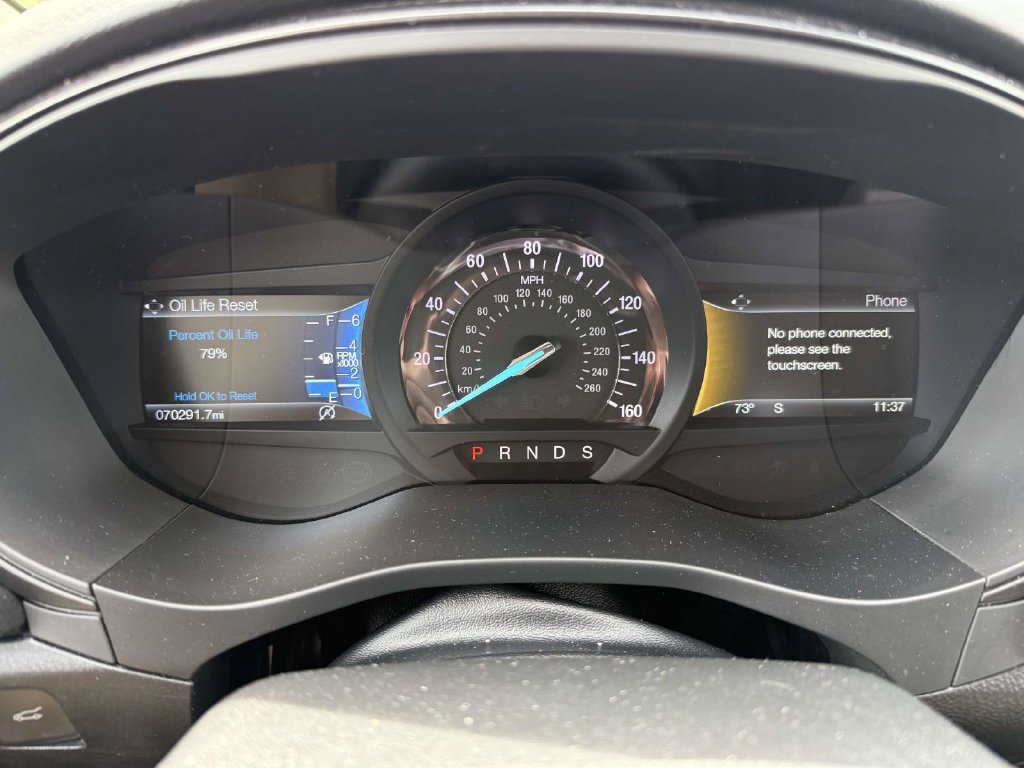 Used 2018 Ford Fusion SE w/ Equipment Group 201A FWD image 13