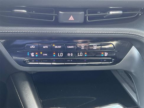 Certified 2023 Buick Envision Avenir image 24