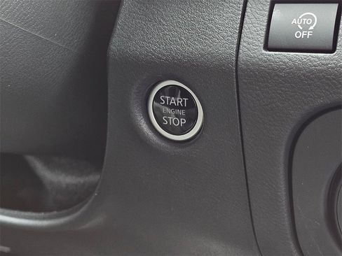 New 2025 Nissan Frontier SV w/ SV Convenience Package image 8