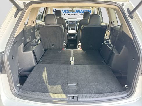 Used 2021 Volkswagen Atlas SE w/ Panoramic Sunroof Package FWD image 41