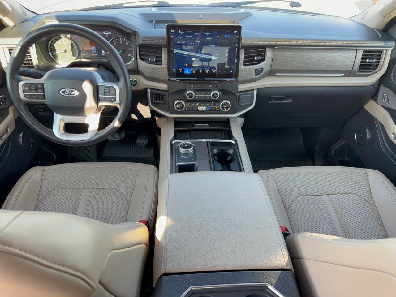 Used 2024 Ford Expedition Limited RWD image 17