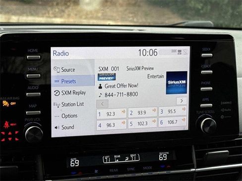 Used 2024 Toyota Sienna XLE image 20