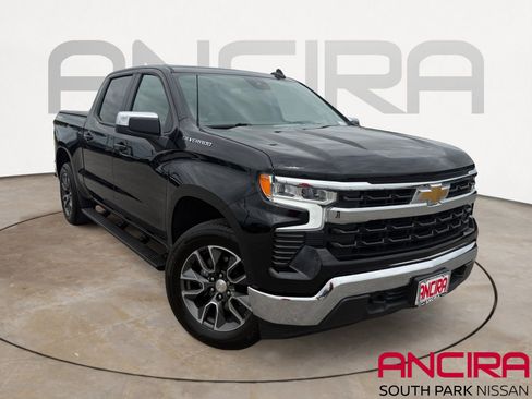 Used 2024 Chevrolet Silverado 1500 LT AWD/4WD image 1