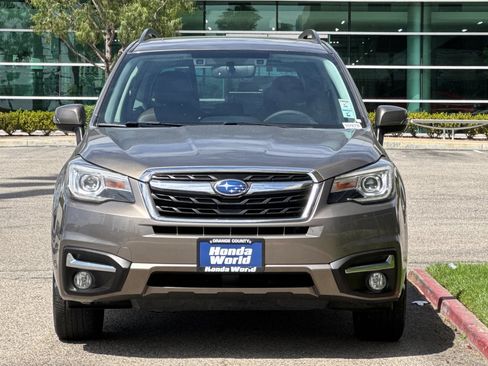 Used 2018 Subaru Forester 2.5i Touring w/ Popular Package #3B AWD/4WD image 9