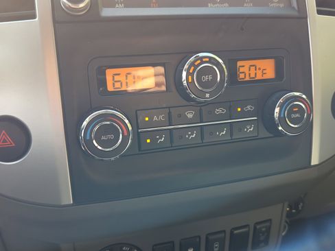 Used 2021 Nissan Frontier SV image 20