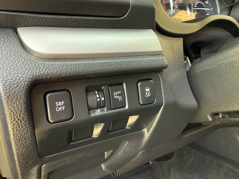 Used 2018 Subaru Forester 2.5i Premium AWD/4WD image 26