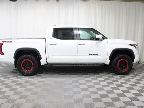 Used 2024 Toyota Tundra SR5 image 27