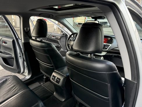 Used 2015 Honda Accord EX-L image 19