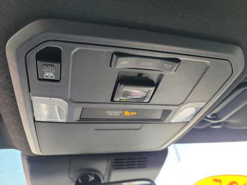 Used 2025 Toyota 4Runner SR5 RWD image 19