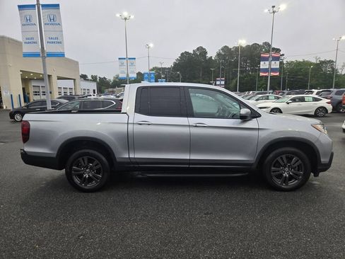 Used 2019 Honda Ridgeline Sport image 4