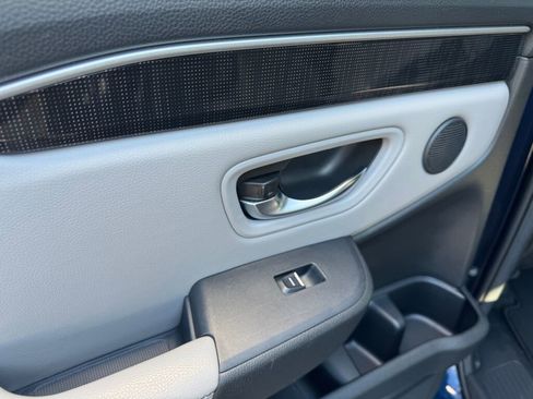 Used 2023 Honda Pilot Elite image 16