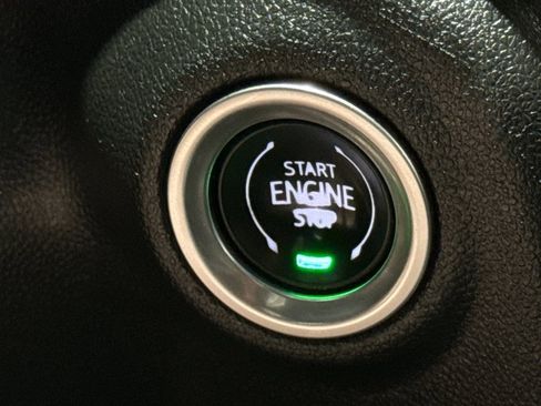 Used 2021 Chevrolet Silverado 1500 LTZ image 45