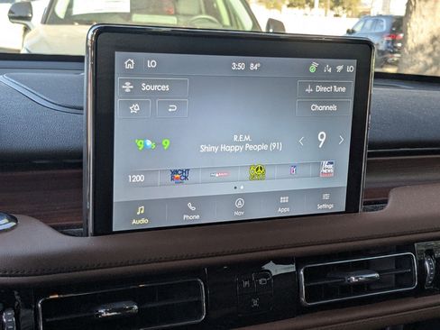 Used 2023 Lincoln Aviator Reserve w/ Equipment Group 201A image 15