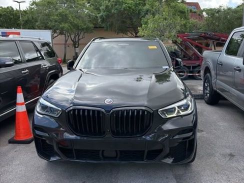 Used 2023 BMW X5 M50i w/ Executive Package image 2
