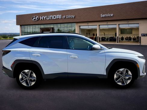 New 2026 Hyundai Tucson SEL w/ Tow & Go Package AWD/4WD image 9