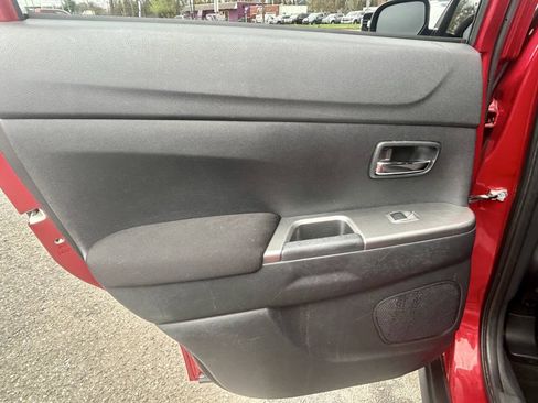Used 2019 Mitsubishi Outlander Sport FWD image 13