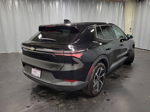 Used 2025 Chevrolet Equinox EV LT image 8