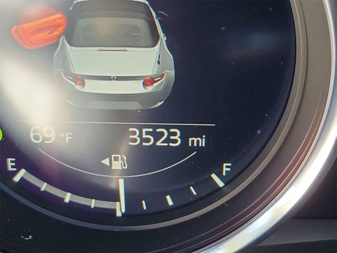 Used 2024 MAZDA MX-5 Miata Club w/ Brembo/BBS Recaro Package image 18