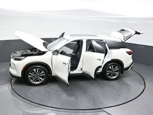 Used 2023 INFINITI QX60 Luxe w/ Performance Audio Package AWD/4WD image 42