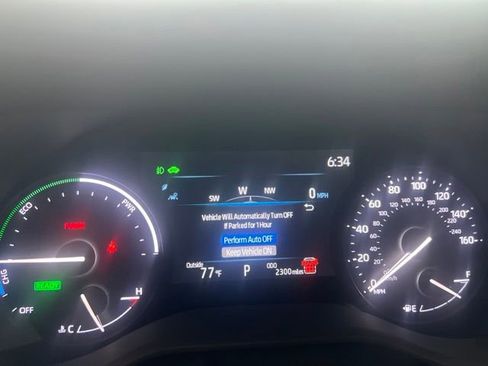 Used 2026 Toyota Sienna XLE FWD image 18