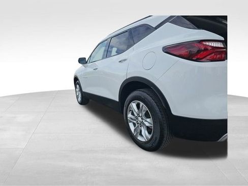 Used 2022 Chevrolet Blazer LT FWD image 13