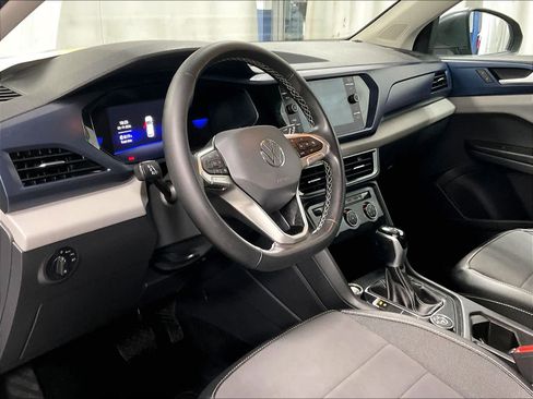 Used 2022 Volkswagen Taos SE image 8