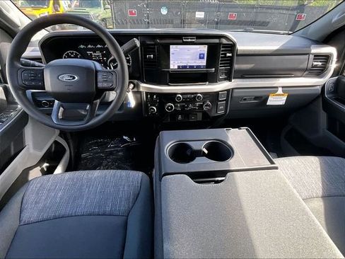 New 2026 Ford F350 XLT w/ FX4 Off-Road Package AWD/4WD image 21
