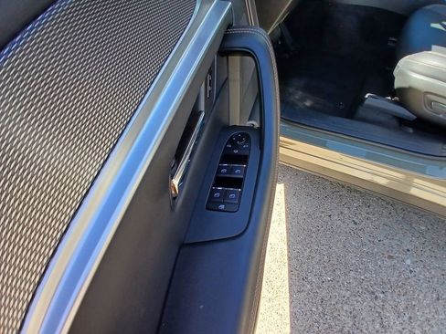 Used 2025 MAZDA CX-70 Plug-In Hybrid w/ Premium Plus image 10