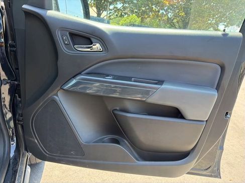Used 2020 Chevrolet Colorado Z71 AWD/4WD image 10