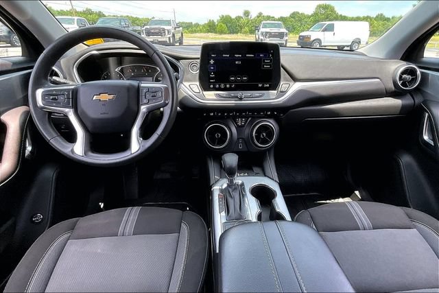 Used 2024 Chevrolet Blazer LT w/ Convenience Package FWD image 7