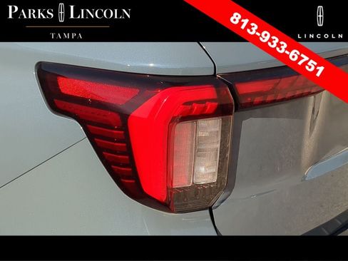 Used 2025 Ford Explorer ST-Line w/ Premium Package RWD image 14