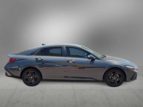 New 2026 Hyundai Elantra Sport FWD image 9