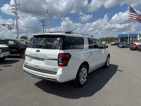 Used 2024 Ford Expedition Max Platinum AWD/4WD image 5