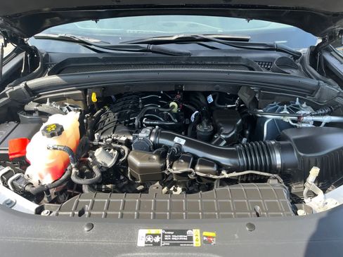 Used 2023 Jeep Grand Cherokee L Limited w/ Luxury Tech Group II image 20