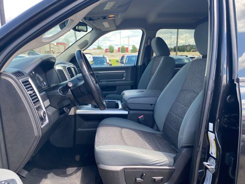 Used 2017 RAM 1500 Big Horn AWD/4WD image 5