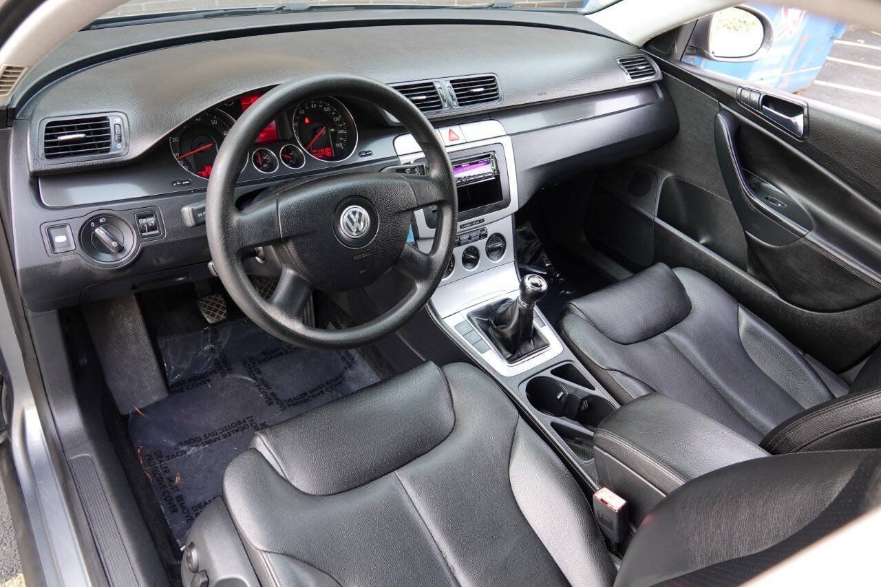Used 2007 Volkswagen Passat 2.0T FWD image 53
