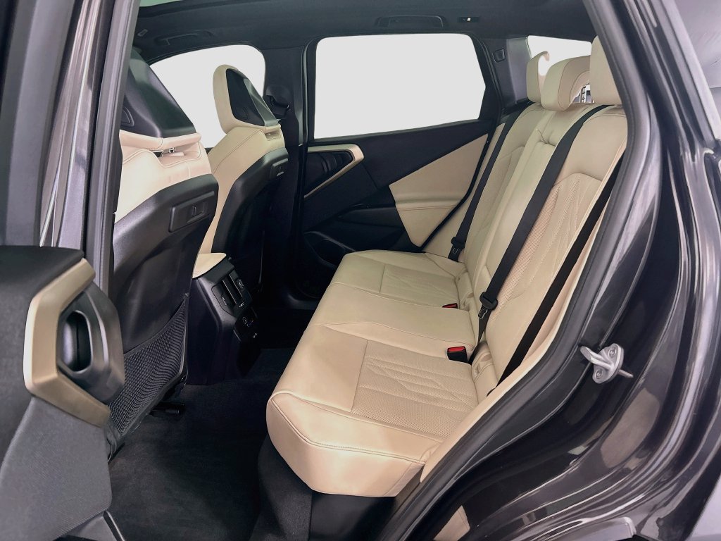 Used 2025 BMW X3 xDrive30i w/ Premium Package AWD/4WD image 19