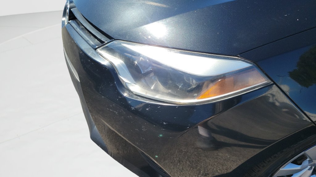 Used 2014 Toyota Corolla LE FWD image 23