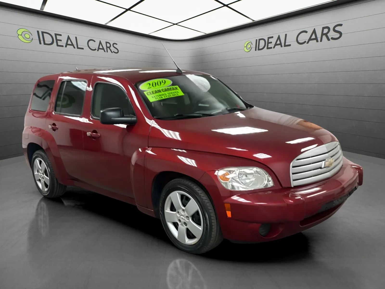 Used 2009 Chevrolet HHR LS FWD image 3