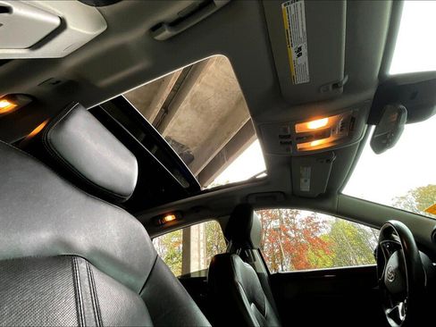 Used 2015 Cadillac SRX Luxury w/ Driver Awareness Package image 12